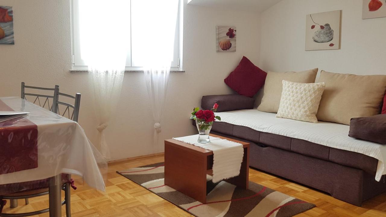 Apartmani Villa Lilliana Tribalj Eksteriør bilde