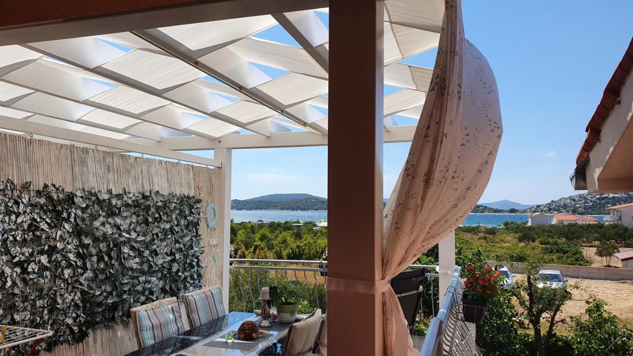 Apartmani Villa Lilliana Tribalj Eksteriør bilde