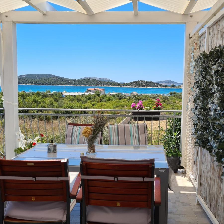 Apartmani Villa Lilliana Tribalj Eksteriør bilde
