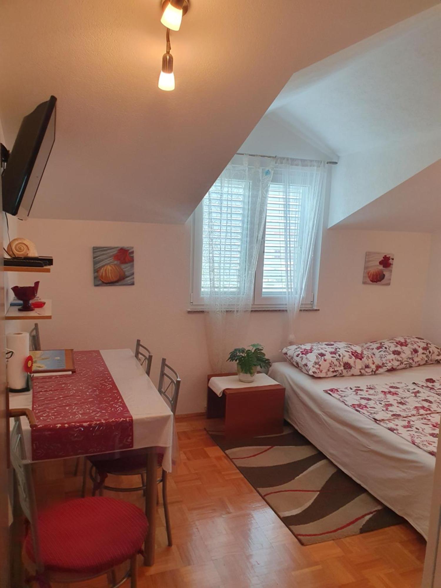Apartmani Villa Lilliana Tribalj Eksteriør bilde
